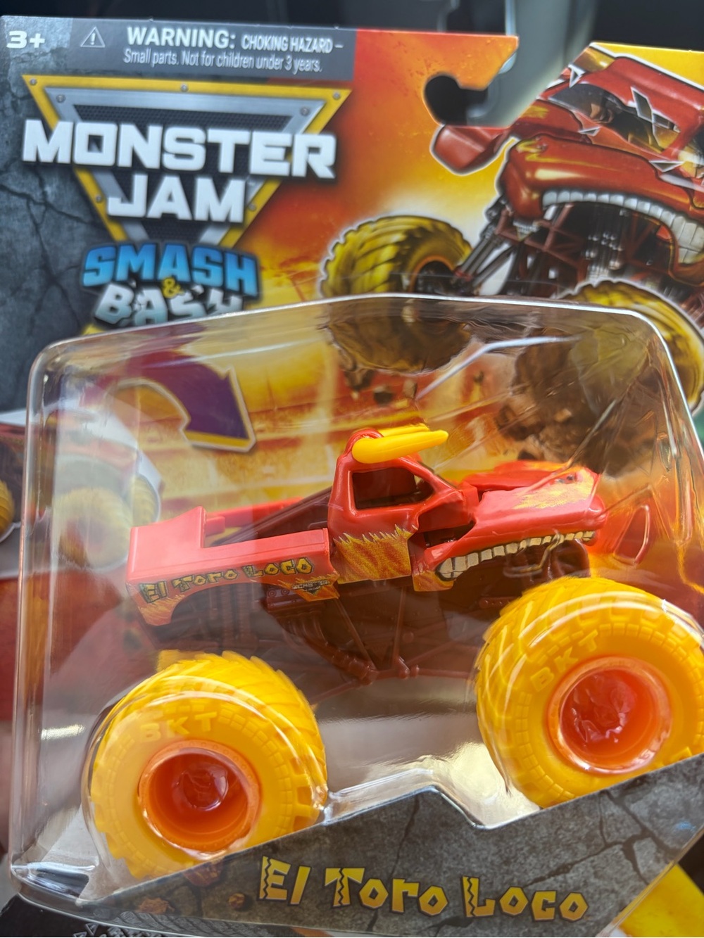 NEW El Toro Loco smash & bash